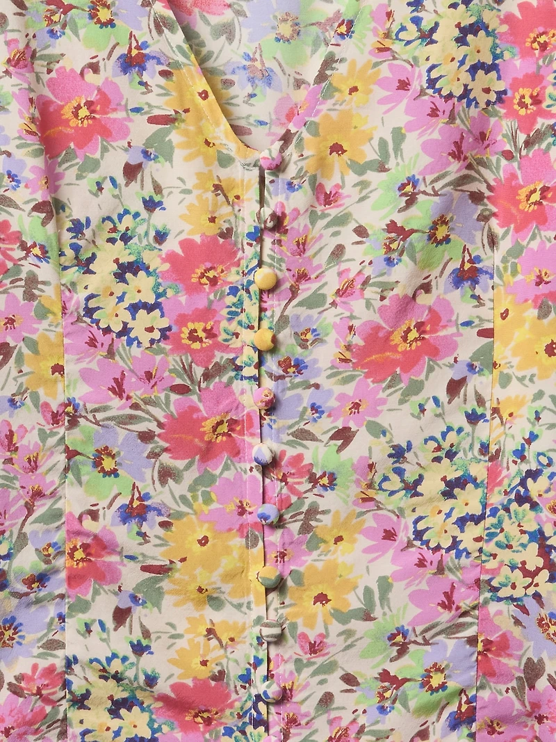 Crepe Flutter-Sleeve Top
