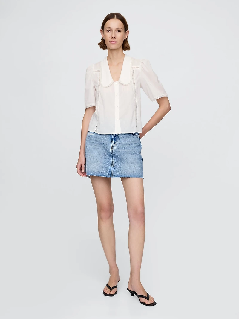 Puff-Sleeve Lace Collared Top