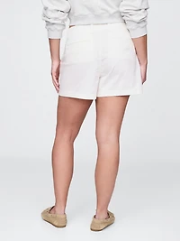 4" Downtown Khaki Shorts