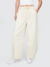 Mid Rise Easy Horseshoe Jeans