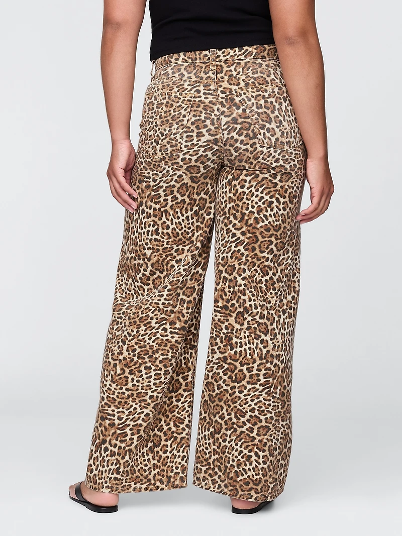 Mid Rise UltraSoft Leopard Baggy Jeans