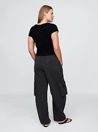 Mid Rise Barrel Cargo Pants