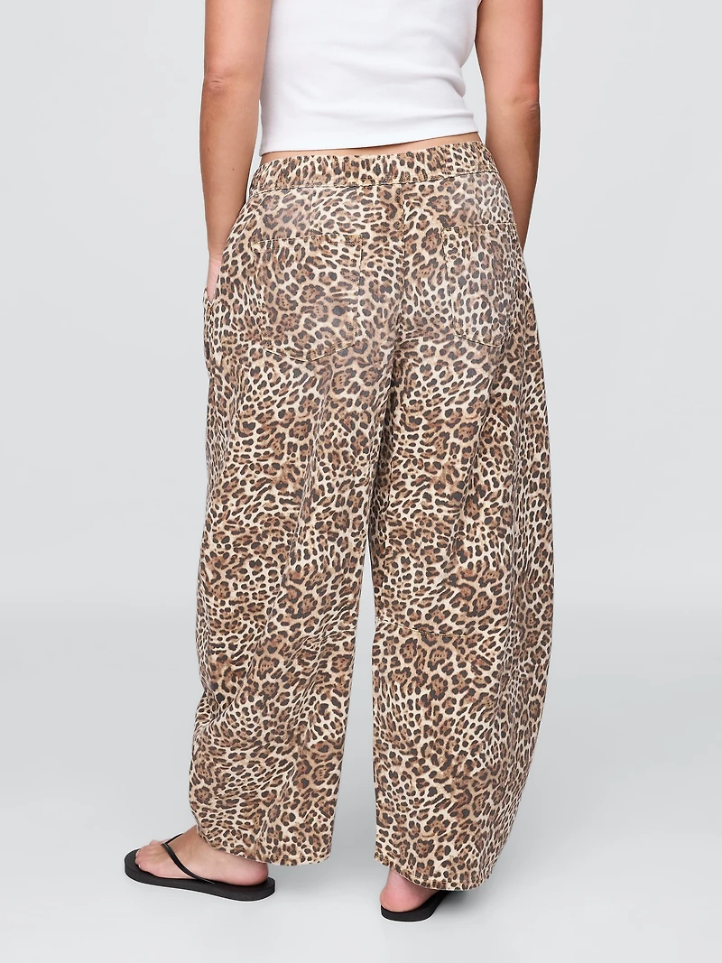 Mid Rise Easy Horseshoe Jeans