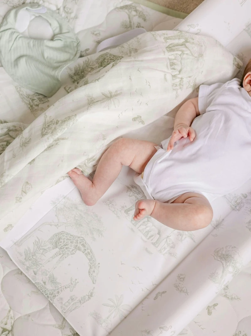 The Gilded Bird Contour Change Pad