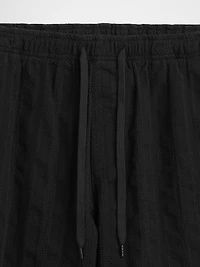 7" Textured Easy Shorts