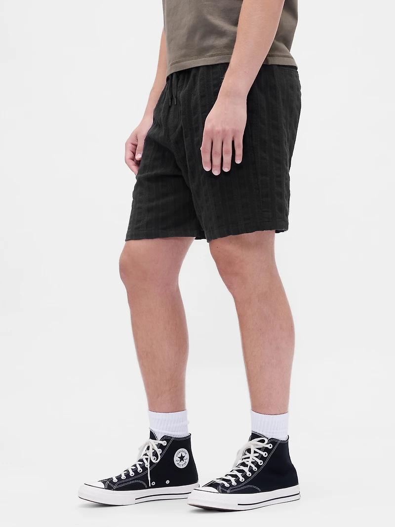 7" Textured Easy Shorts