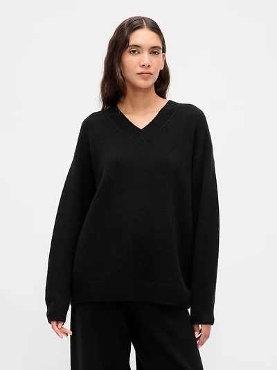 CashSoft Oversized V-Neck Sweater