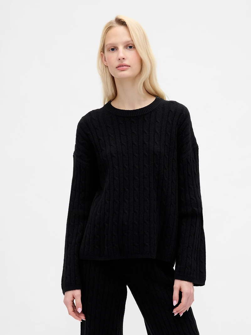 CashSoft Oversized Cable-Knit Sweater