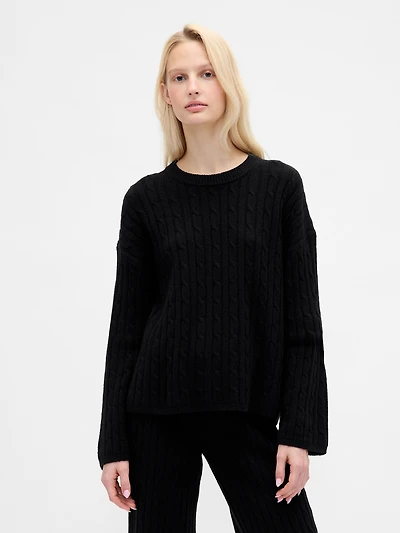 CashSoft Oversized Cable-Knit Sweater