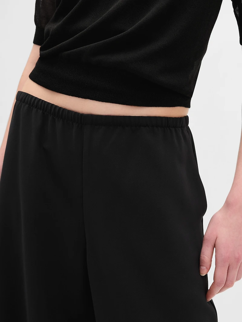 Easy Wide-Leg Pants