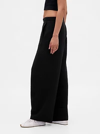 GapFit Quilted Jacquard Barrel Pants