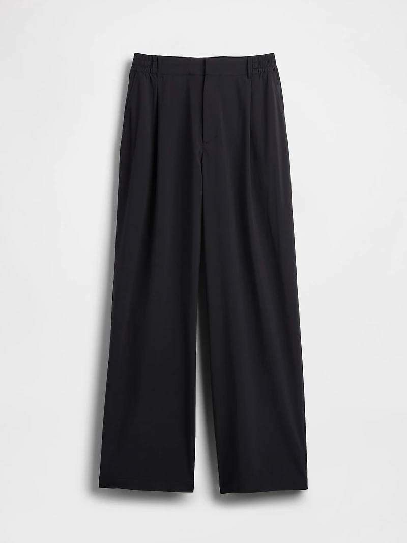 GapFit High Rise Runaround Relaxed Trouser
