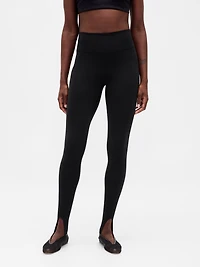 GapFit Smooth High Rise Stirrup Leggings