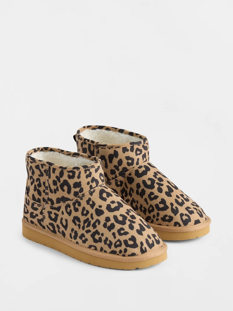 Kids Vegan Suede Sherpa-Lined Boots