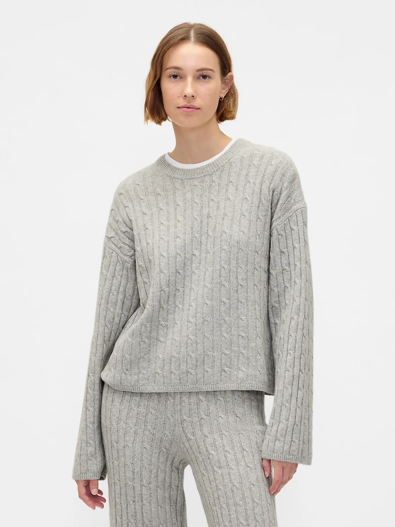 CashSoft Cable-Knit Crewneck Sweater