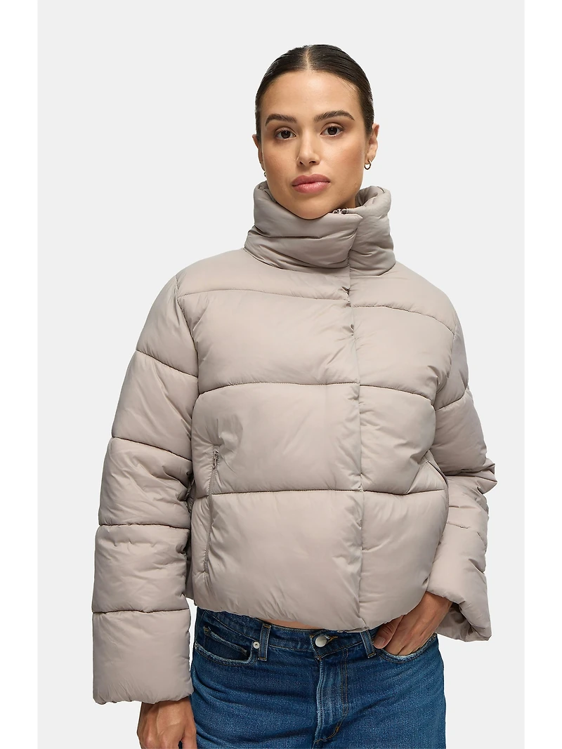 Ingrid and Isabel Cloud Crop Side Zip Maternity Puffer Jacket