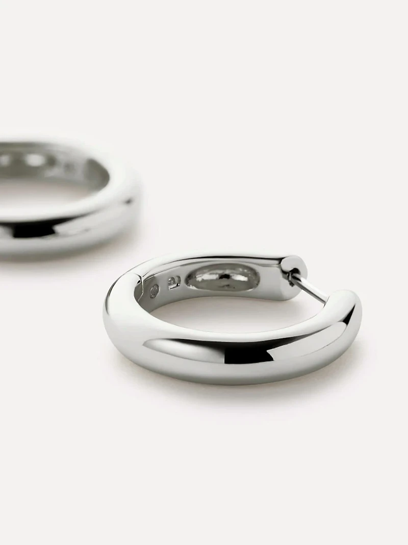 Ana Luisa Giulia Medium Hoop Earrings