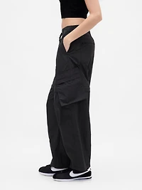 Gap × BÉIS Convertible Cargo Barrel Pants