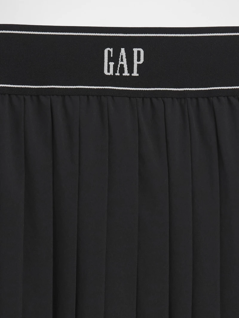 GapFit Pleated Exercise Skort