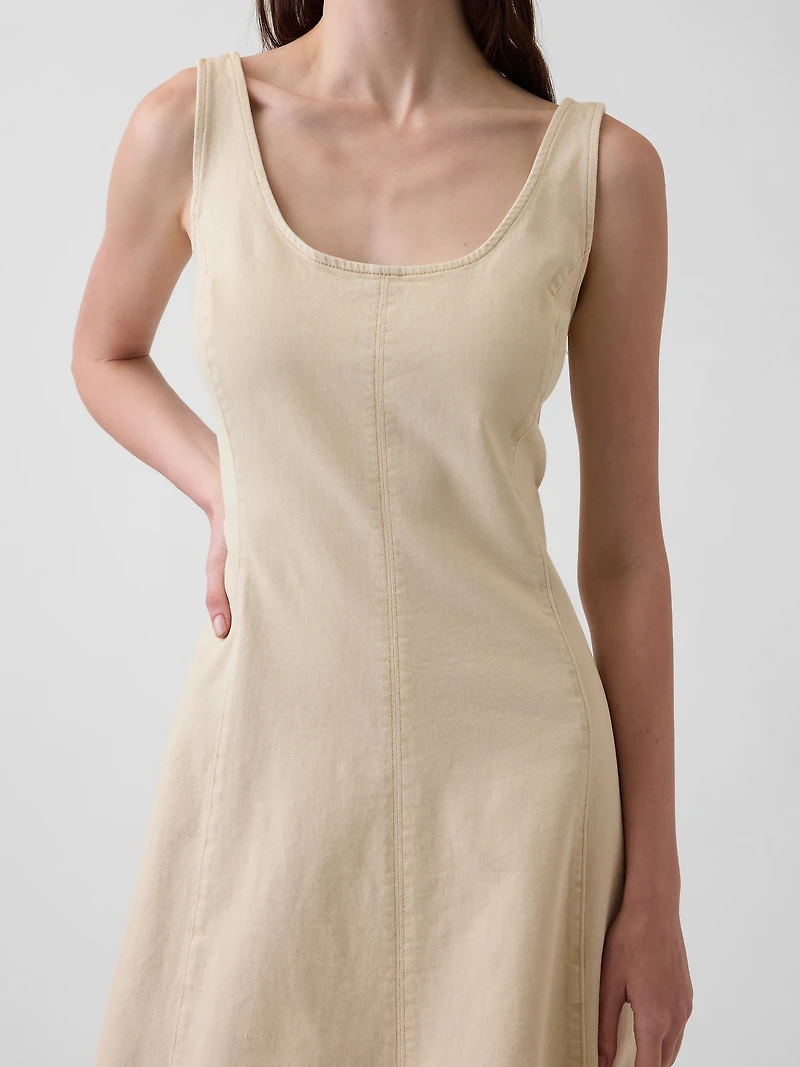 Scoop Neck Maxi Dress