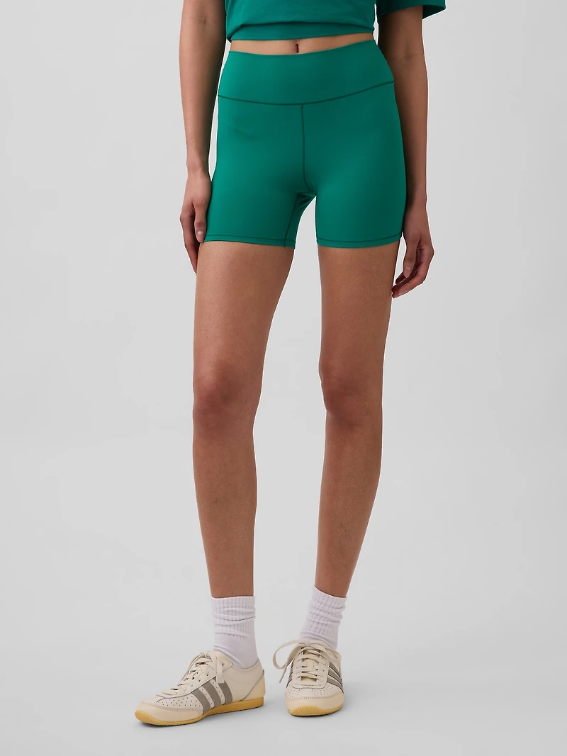 4" GapFit Smooth Bike Shorts