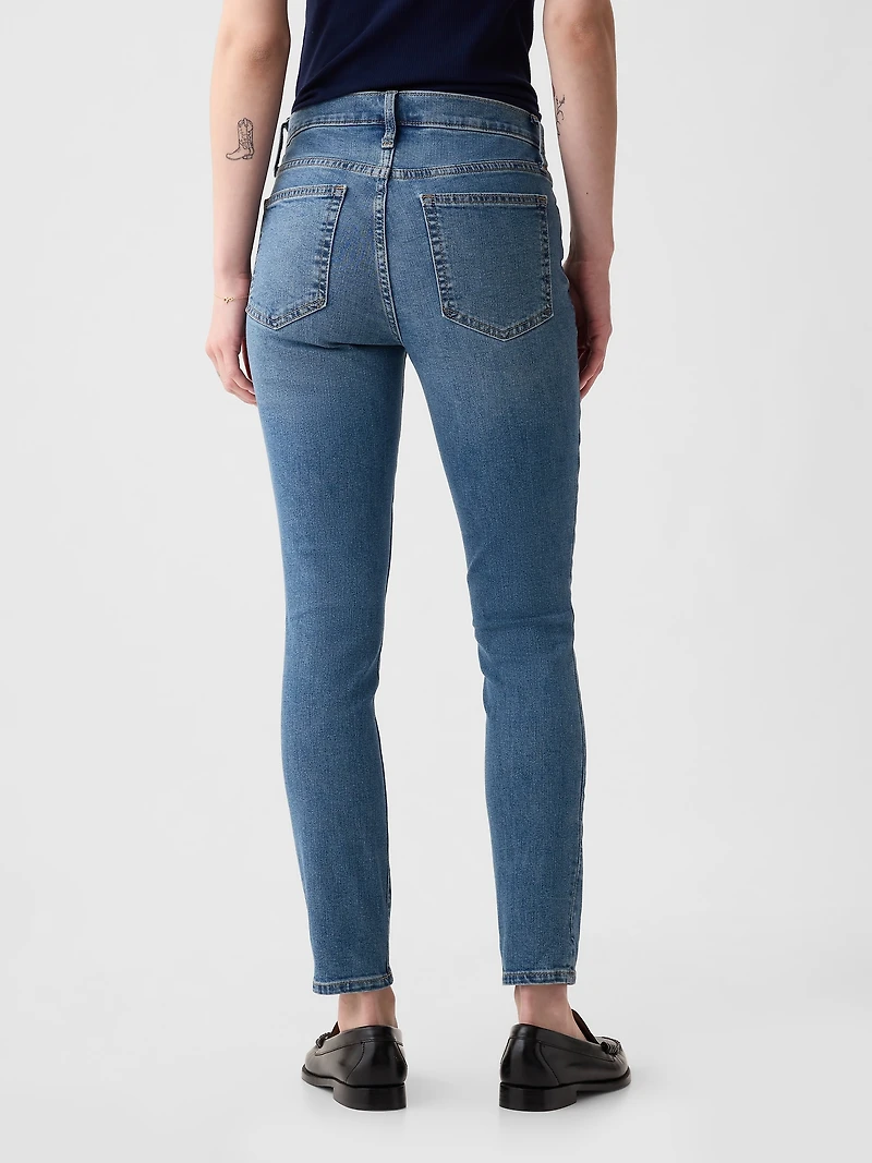Mid Rise True Skinny Jeans