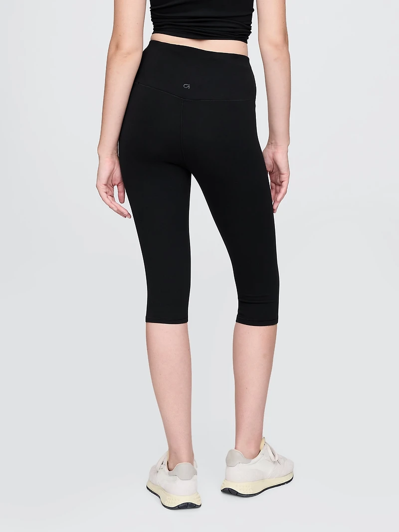GapFit Smooth High Rise Crop Leggings