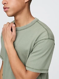 T-shirt court en tissu épais