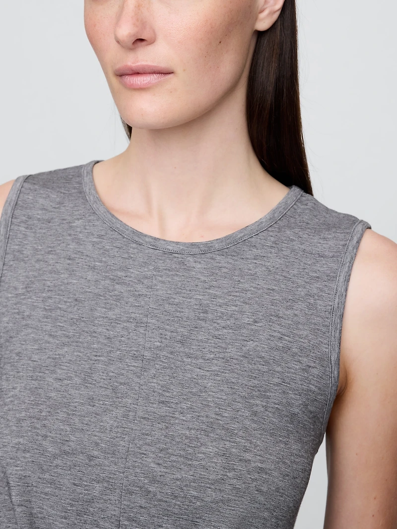 GapFit Breathe Twist-Front Tank Top