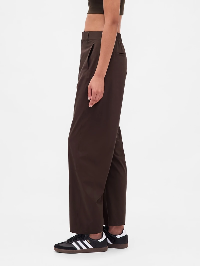 GapFit Tech High Rise Barrel Pants