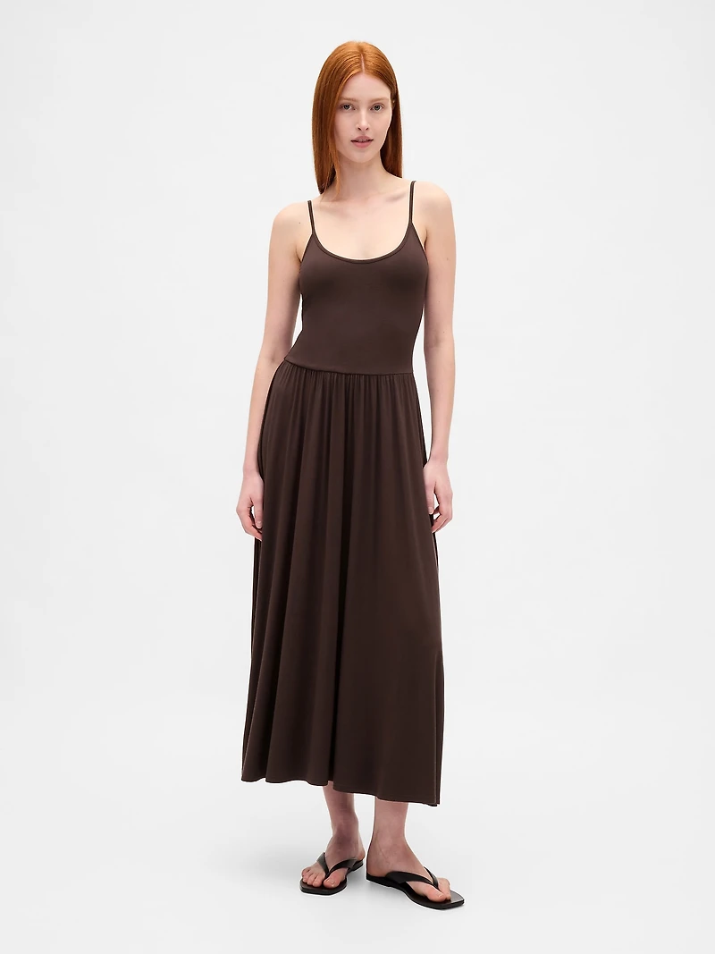 Scoop Neck Maxi Dress
