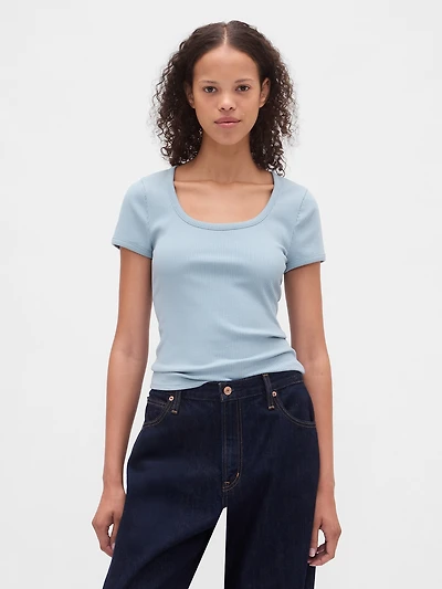 Modern Compact Rib Scoop Crop T-Shirt