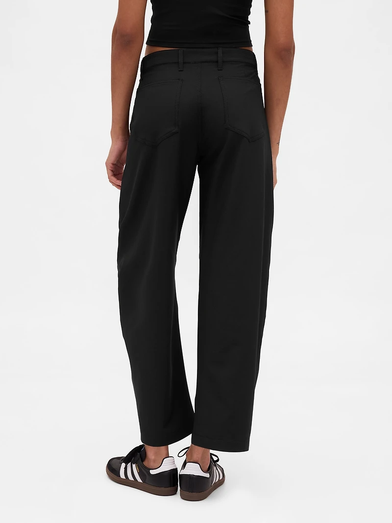 GapFit Mid Rise Lined Runaround Barrel Pants