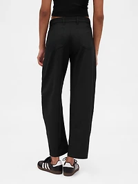 GapFit Mid Rise Lined Runaround Barrel Pants