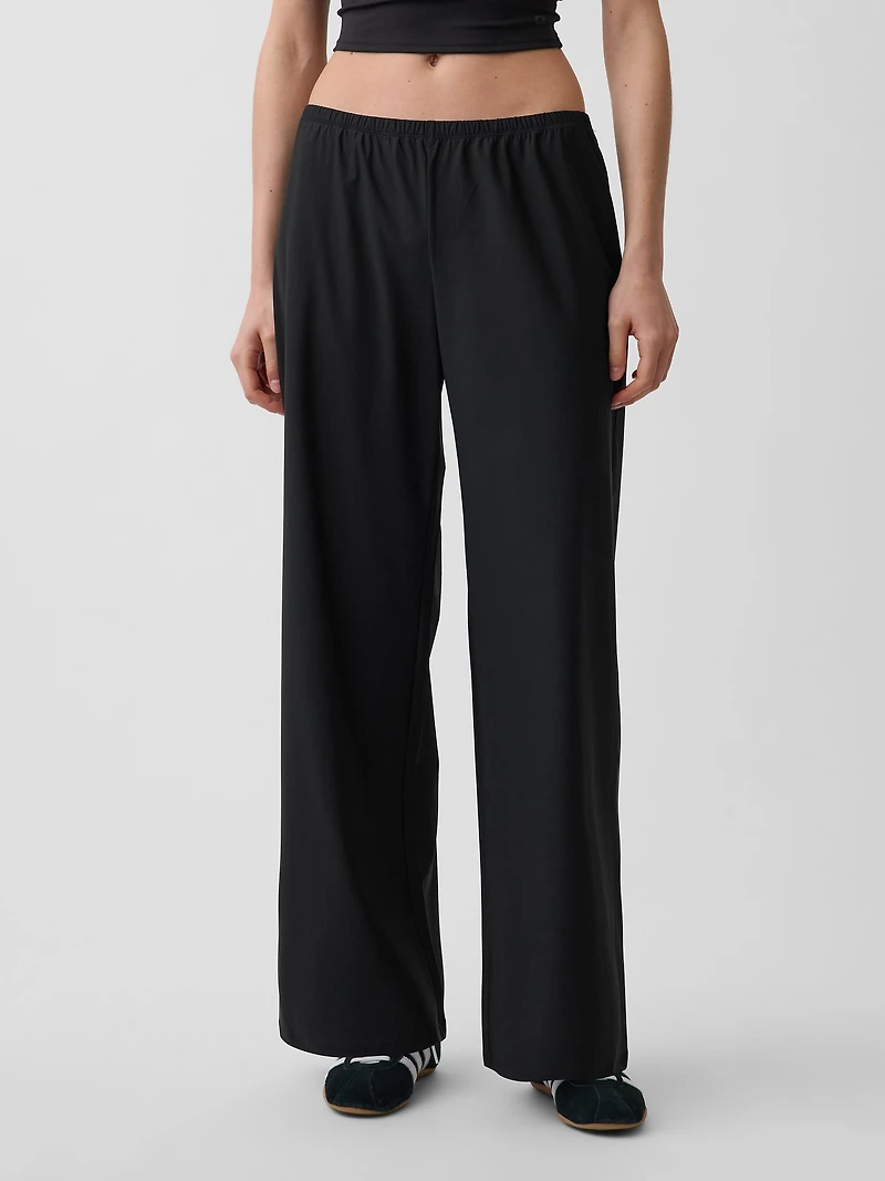 GapFit Tech Low Rise Relaxed Easy Pants