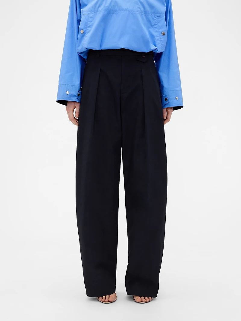 Victoria Beckham High Rise Pleated Arc Trouser