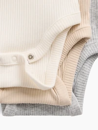 Cache-couche finement côtelé à poche Premiers essentiels pour béb
