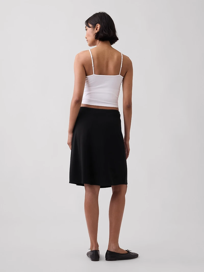 Easy Knee-Length Skirt