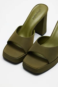 JEFFREY CAMPBELL