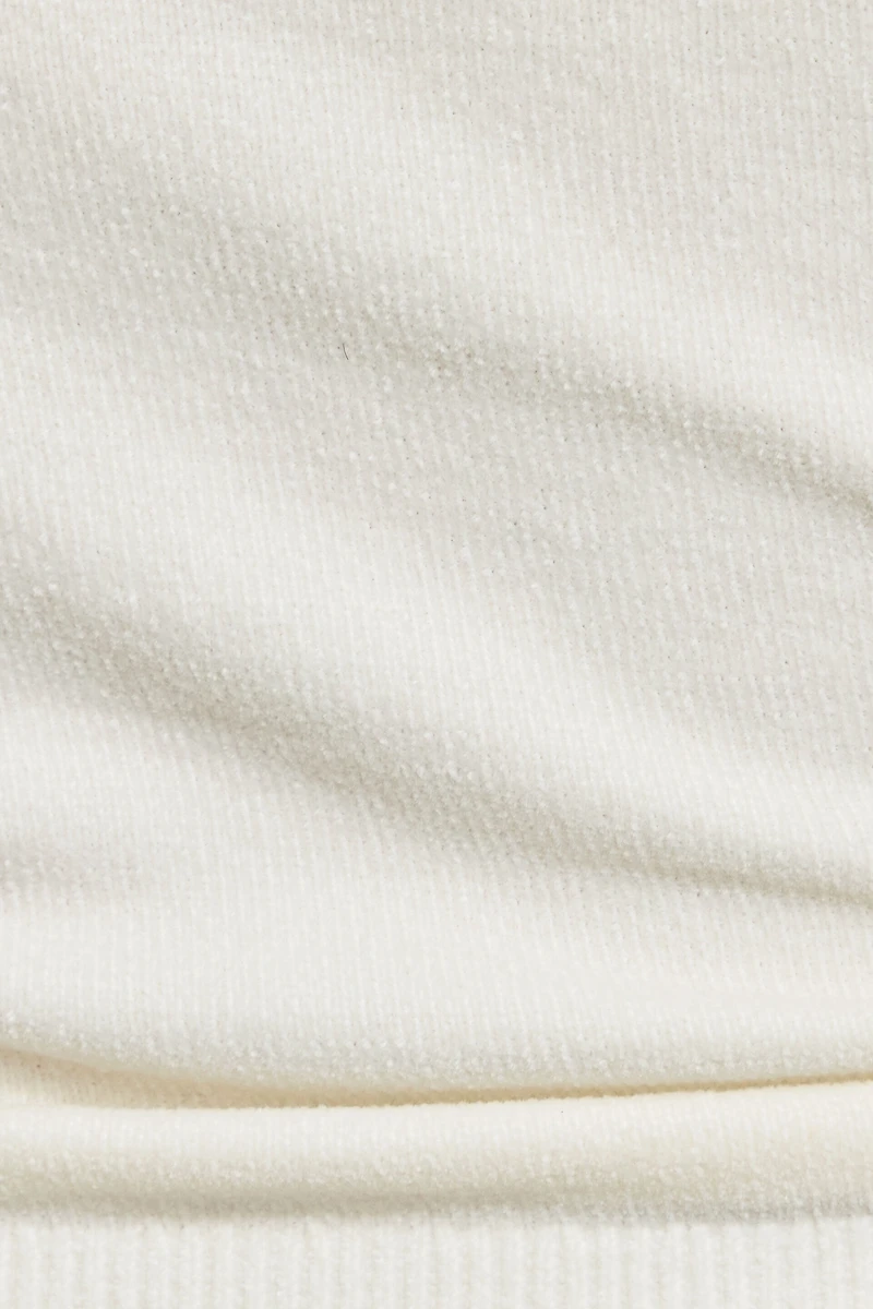 Camisole en chenille à col V avec petites bretelles