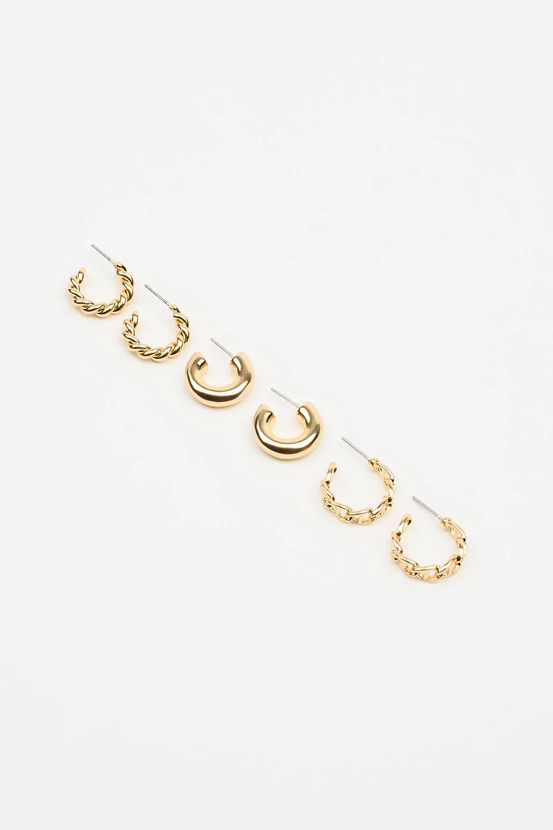Ensemble de 3 boucles d’oreilles avec torsades et chaînes