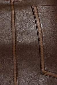 Microjupe-short en faux cuir