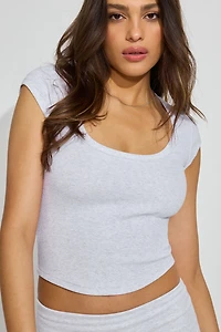 T-shirt à col échancré et manches cap