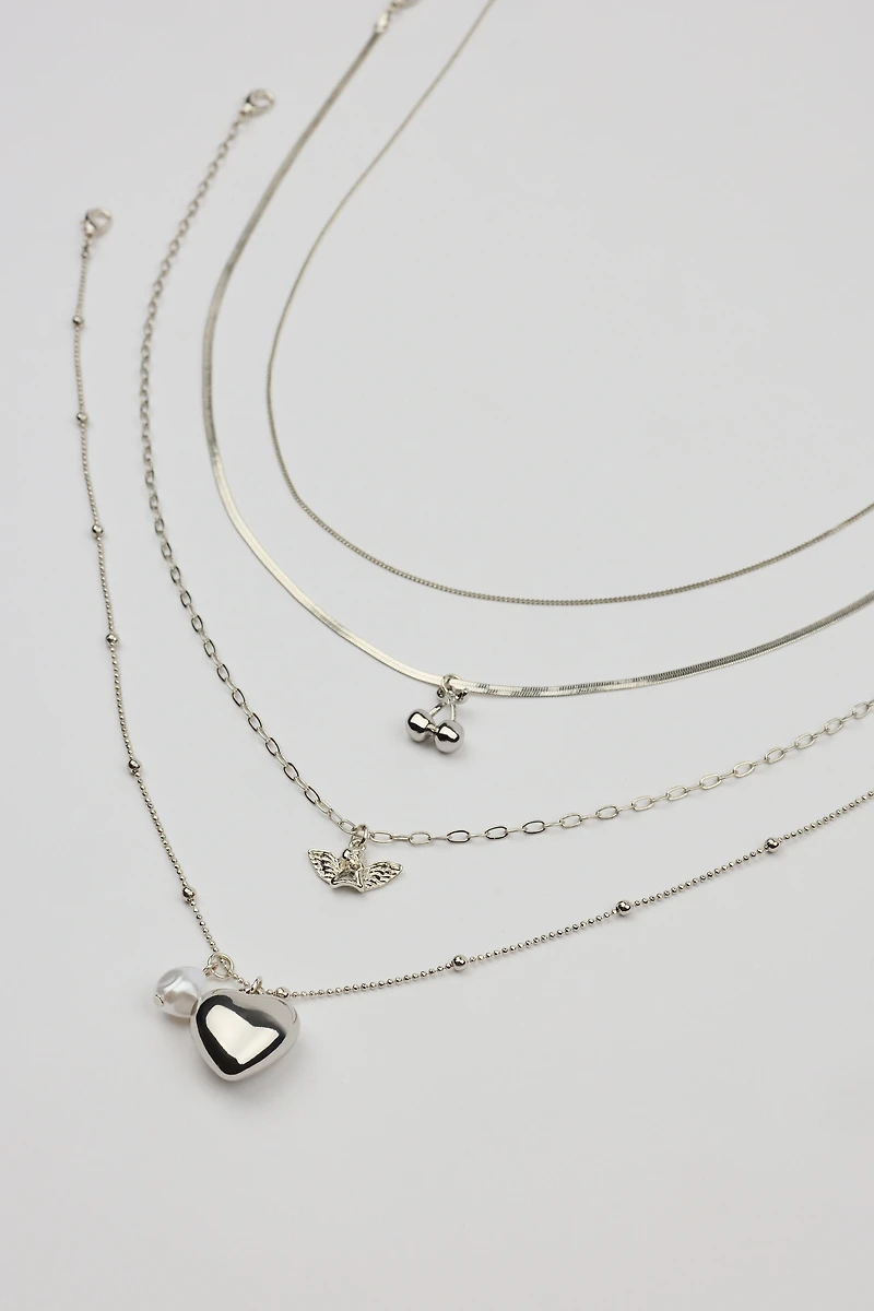 Ensemble de 4 colliers à breloques d'ange et de cerise