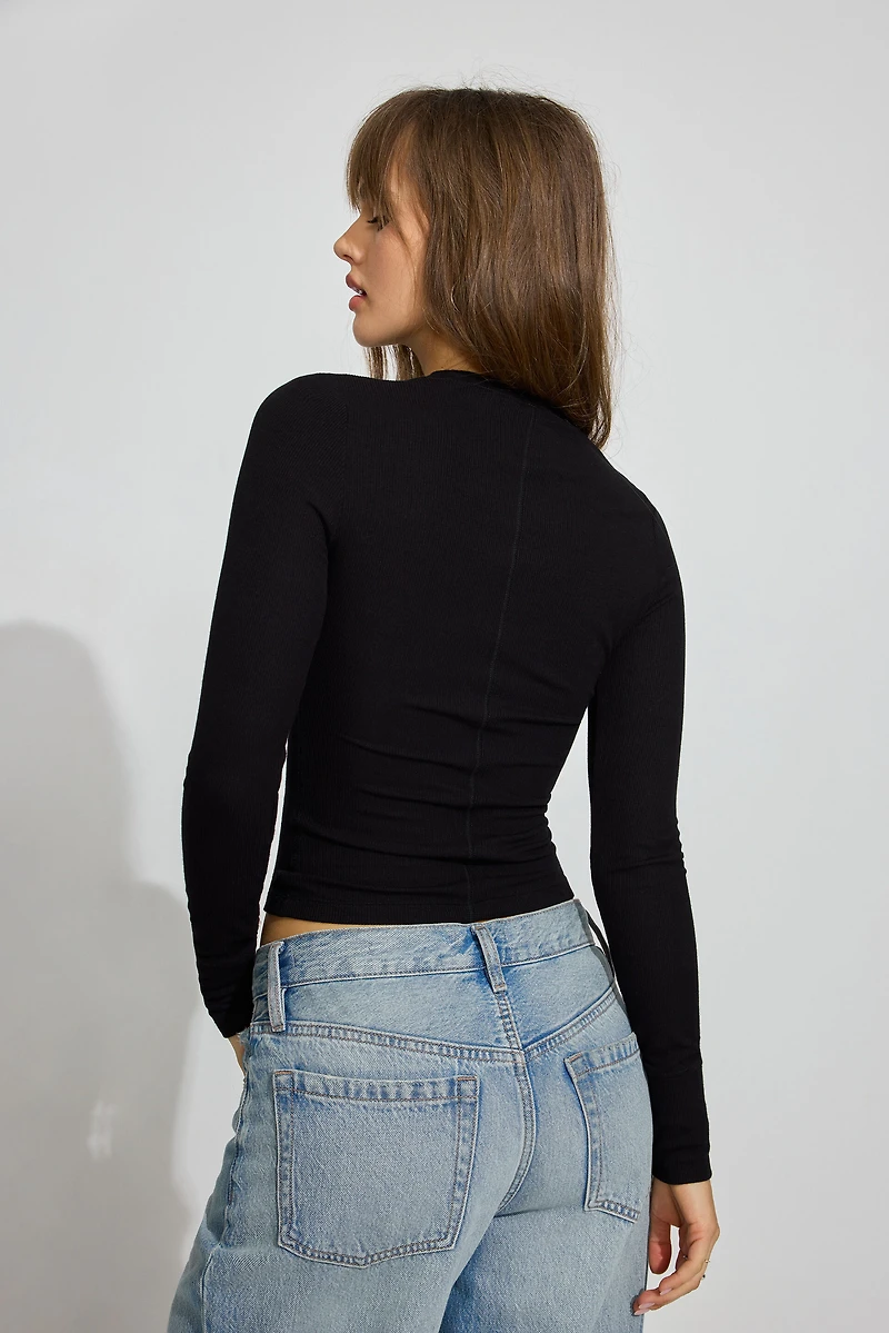 Ribbed Seamed Long Sleeve Crewneck Top