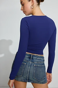 Sleek Crewneck Long Sleeve Top