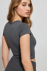T-shirt sans coutures à col échancré Skyler