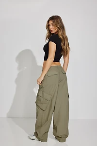 Low Rise Baggy Poplin Cargo Pants