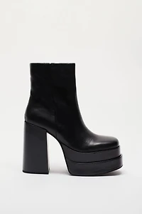 STEVE MADDEN - Cobra Platform Boot