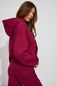 Haut à capuchon UltraFleece bouffant épuré et écourt